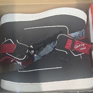 Orion Black and Burgundy Men's Sneakers